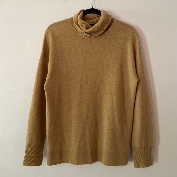 Halogen Women's size Medium 100% Cashmere Brown Turtleneck Sweater Soft - Picture 1 of 9